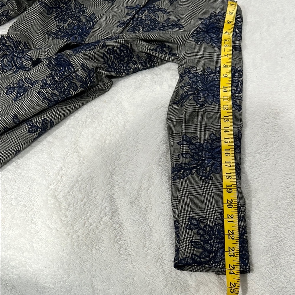 Zara Basic Collection Plaid Floral Embroidered Blazer/Jacket, Small - Picture 9 of 11
